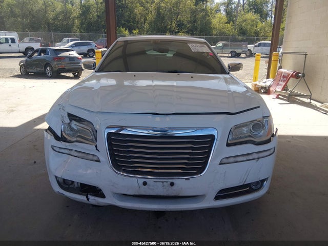 2013 Chrysler 300c მანქანა იყიდება აუქციონზე, vin: 2C3CCAET6DH661924, აუქციონის ნომერი: 45427500