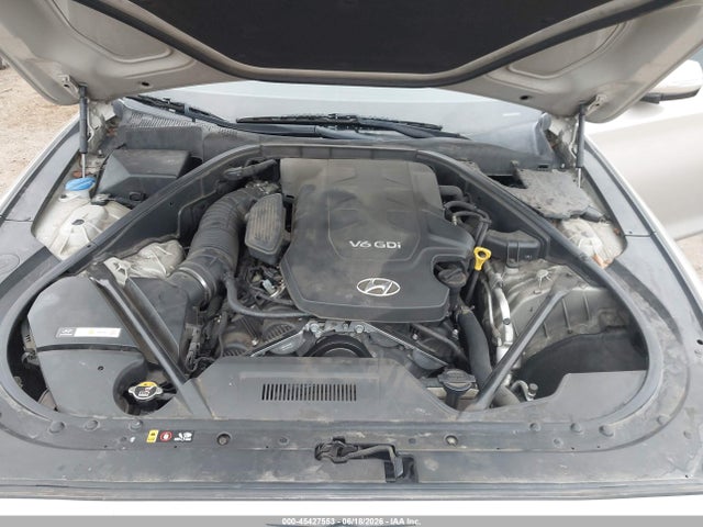 Hyundai Genesis 3.8 2015 KMHGN4JE7FU038372 Image 10