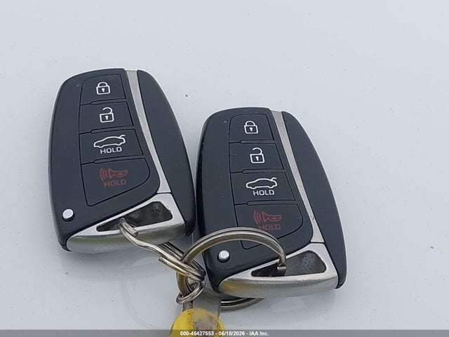 Hyundai Genesis 3.8 2015 KMHGN4JE7FU038372 Image 11
