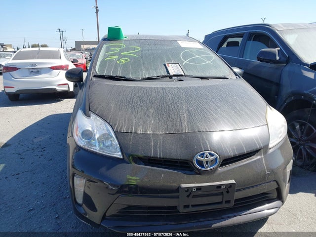 Toyota Prius Two 2015 JTDKN3DU4F0451420 Image 13