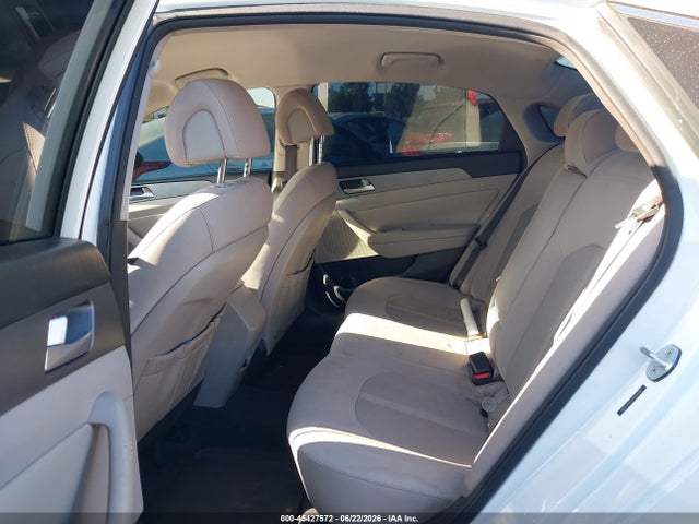 5NPE24AFXFH205086 Hyundai SONATA SE