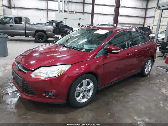 Ford FOCUS SE 2014 1FADP3F27EL373863 Image 2