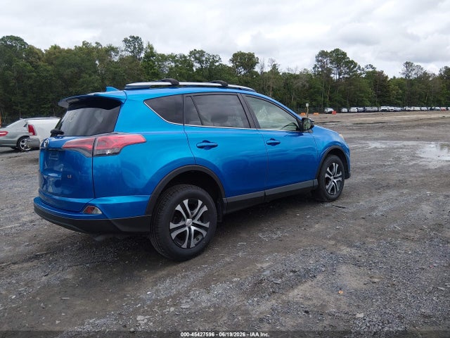 45427596 :رقم المزاد ، JTMZFREV5HJ135804 vin ، 2017 Toyota Rav4 Le مزاد بيع