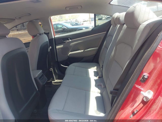 Hyundai ELANTRA SE 2017 5NPD84LF0HH005571 Image 8
