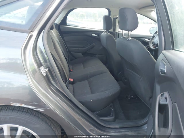 Aukcja sprzedaży 2018 Ford Focus Se, vin: 1FADP3F20JL218260, numer aukcji: 45427649