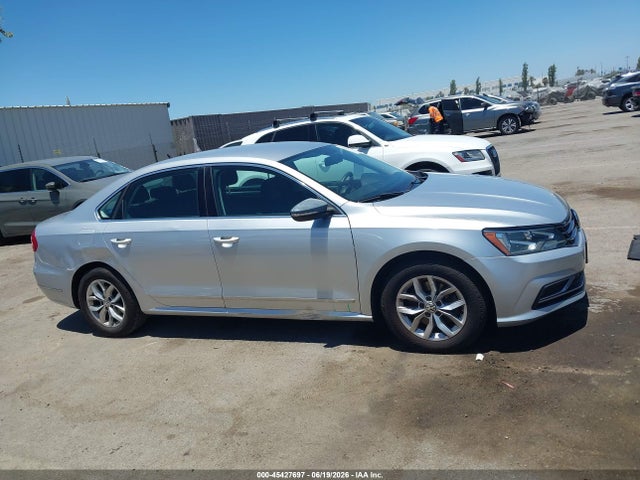 2016 Volkswagen Passat 1.8t S მანქანა იყიდება აუქციონზე, vin: 1VWAS7A3XGC029172, აუქციონის ნომერი: 45427697