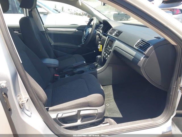 2016 Volkswagen Passat 1.8t S მანქანა იყიდება აუქციონზე, vin: 1VWAS7A3XGC029172, აუქციონის ნომერი: 45427697