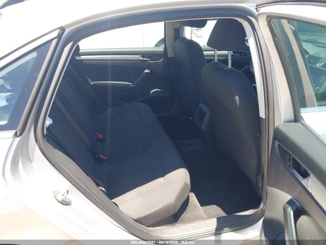 2016 Volkswagen Passat 1.8t S მანქანა იყიდება აუქციონზე, vin: 1VWAS7A3XGC029172, აუქციონის ნომერი: 45427697