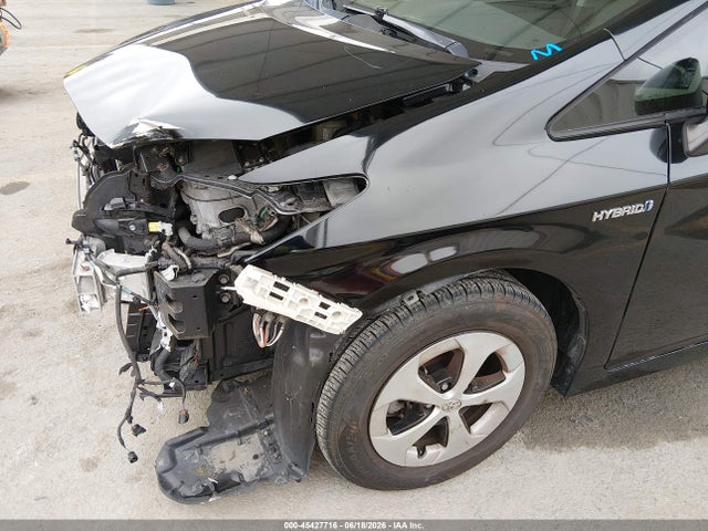 Toyota Prius Three 2015 JTDKN3DU3F1947447 Image 19