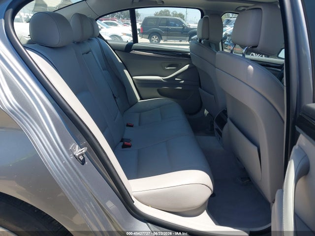 2011 Bmw 528i მანქანა იყიდება აუქციონზე, vin: WBAFR1C53BC742601, აუქციონის ნომერი: 45427727