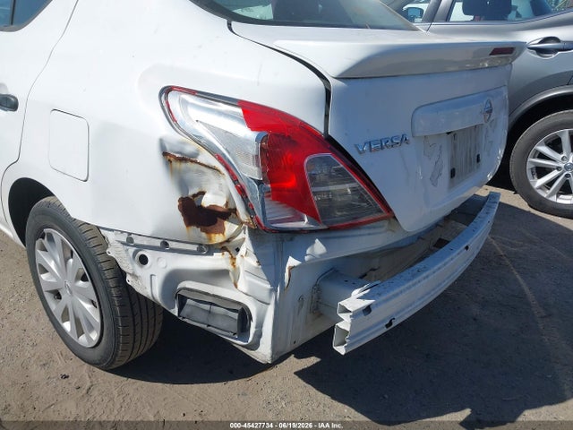 3N1CN7AP4KL808296 Nissan Versa 1.6 S+