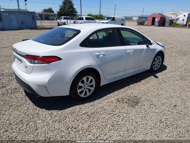 5YFB4MDE9SP284392 Toyota COROLLA LE
