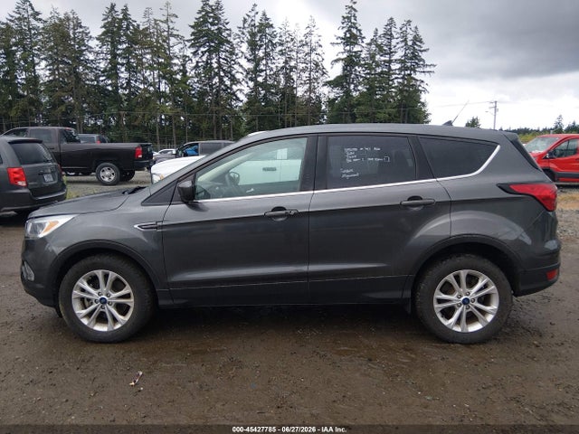 Ford ESCAPE SE 2019 1FMCU9GD1KUA65817 Image 16