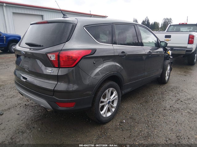 Ford ESCAPE SE 2019 1FMCU9GD1KUA65817 Image 4