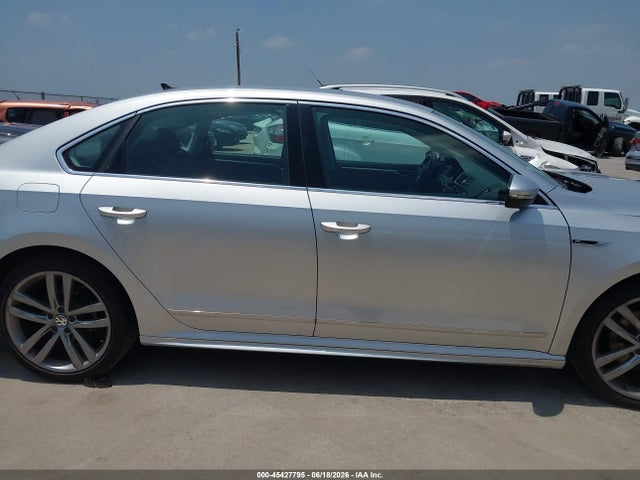 Продаж на аукціоні авто 2017 Volkswagen Passat 1.8t R-line, vin: 1VWDT7A34HC036016, номер лоту: 45427795