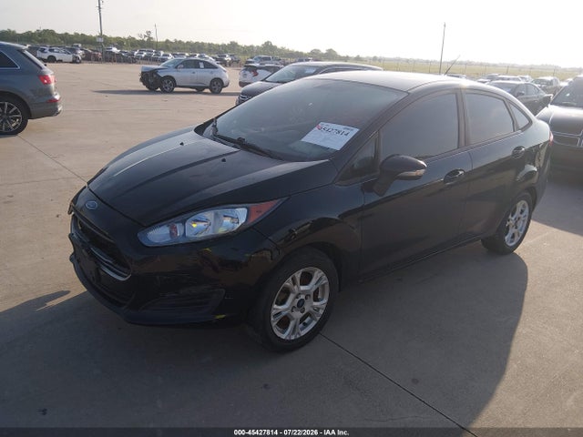 Ford FIESTA SE 2016 3FADP4BJ5GM203750 Image 2