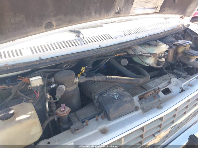 1992 Chevrolet G20 მანქანა იყიდება აუქციონზე, vin: 2GBEG25K2N4142100, აუქციონის ნომერი: 45427828