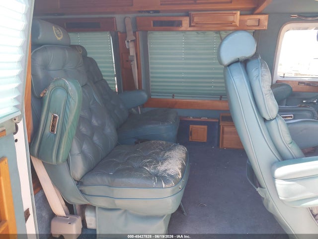 1992 Chevrolet G20 მანქანა იყიდება აუქციონზე, vin: 2GBEG25K2N4142100, აუქციონის ნომერი: 45427828