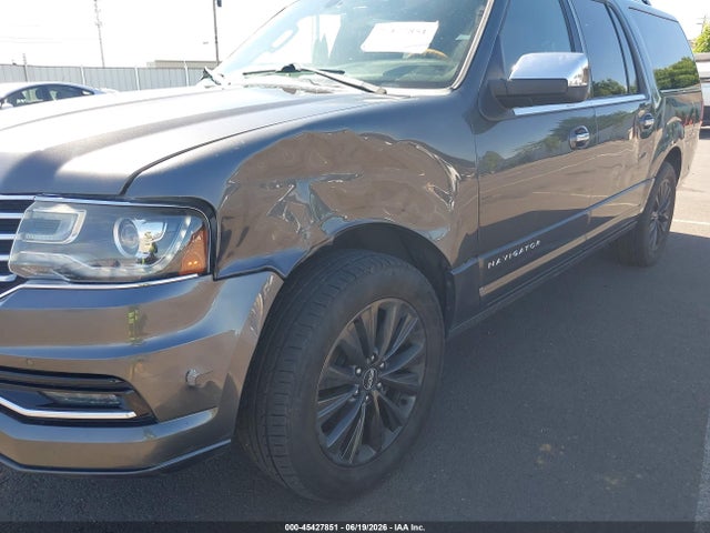 45427851 :رقم المزاد ، 5LMJJ3JT1GEL11194 vin ، 2016 Lincoln Navigator L Select مزاد بيع