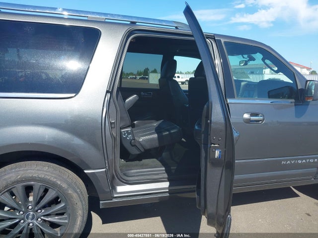 45427851 :رقم المزاد ، 5LMJJ3JT1GEL11194 vin ، 2016 Lincoln Navigator L Select مزاد بيع
