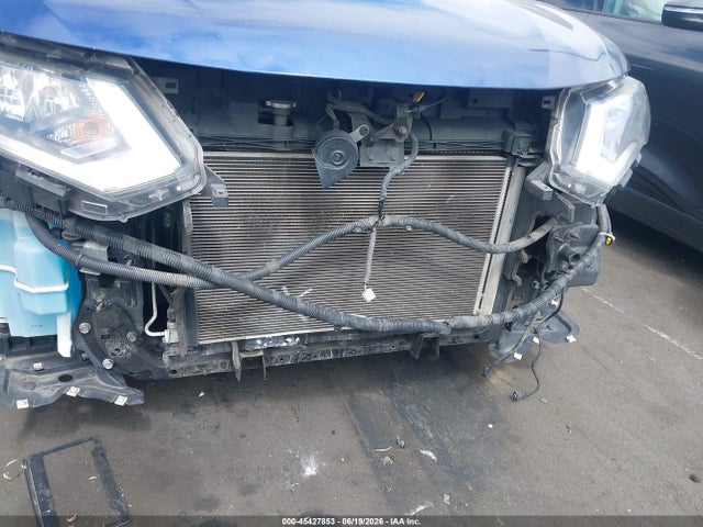 Nissan ROGUE SV 2018 KNMAT2MT7JP527229 Image 6