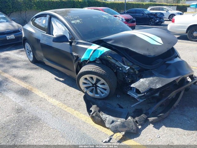 2022 Tesla Model 3 Long Range Dual Motor All-wheel Drive მანქანა იყიდება აუქციონზე, vin: 5YJ3E1EB4NF256956, აუქციონის ნომერი: 45427855