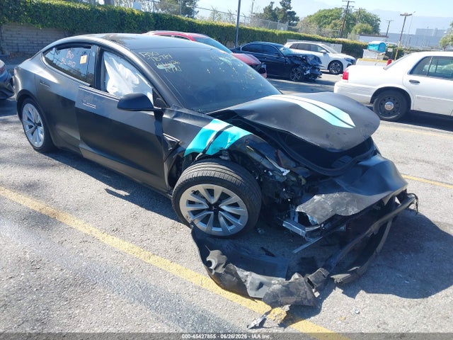 2022 Tesla Model 3 Long Range Dual Motor All-wheel Drive მანქანა იყიდება აუქციონზე, vin: 5YJ3E1EB4NF256956, აუქციონის ნომერი: 45427855