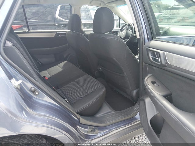 Subaru Outback 2.5i Premium 2018 4S4BSACC6J3287046 Image 18