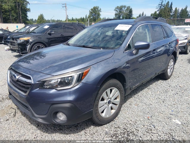 Subaru Outback 2.5i Premium 2018 4S4BSACC6J3287046 Image 2