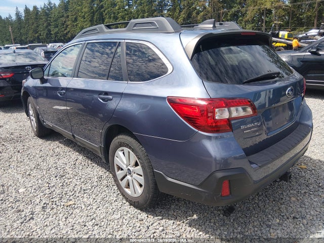 Subaru Outback 2.5i Premium 2018 4S4BSACC6J3287046 Image 3