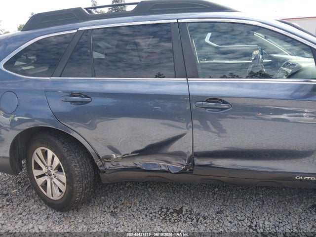 Subaru Outback 2.5i Premium 2018 4S4BSACC6J3287046 Image 6
