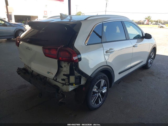 KIA Niro Lxs 2022 KNDCB3LC4N5503152 Image 4