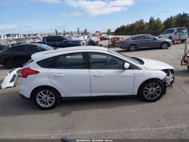 Ford FOCUS SE 2015 1FADP3K20FL329467 Image 14