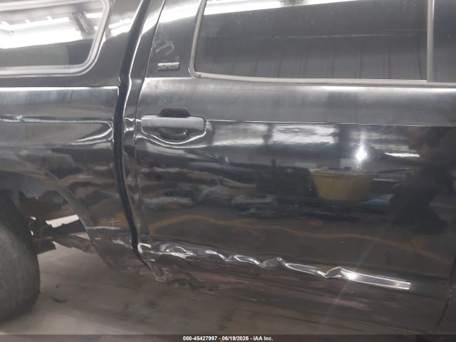 5TFDY5F14MX978621 Toyota Tundra Sr5