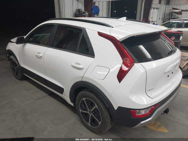 KIA NIRO EX 2024 KNDCR3LE1R5132017 Image 3