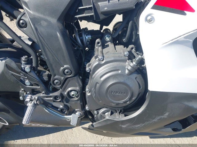 Yamaha Yzf-r7 2026 JYARM60Y4TA000386 Image 8