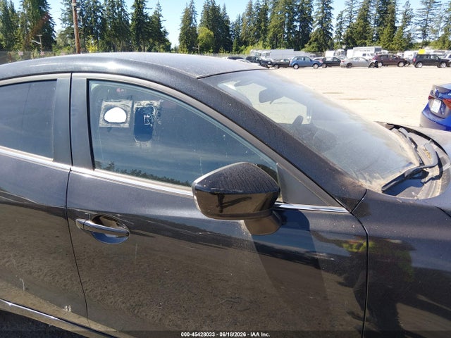 Продажа на аукционе авто 2016 Mazda Mazda3 I Sport, vin: JM1BM1U77G1297329, номер лота: 45428033