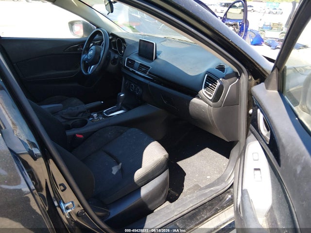 Продажа на аукционе авто 2016 Mazda Mazda3 I Sport, vin: JM1BM1U77G1297329, номер лота: 45428033