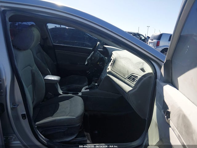 Продаж на аукціоні авто 2017 Hyundai Elantra Se, vin: KMHD74LF3HU087140, номер лоту: 45428108