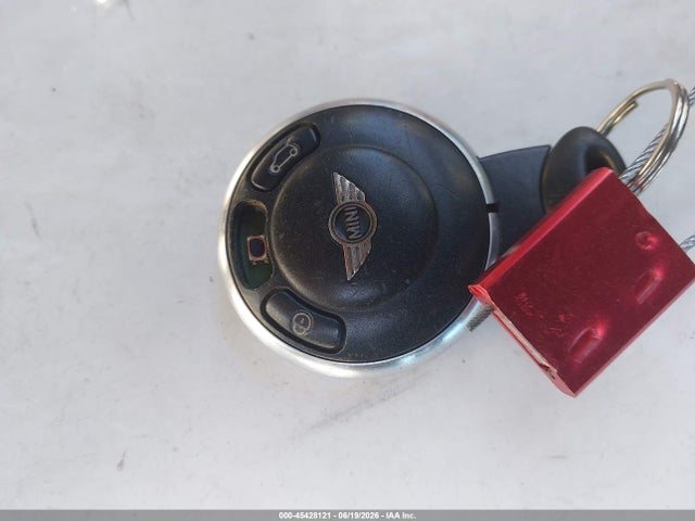 45428121 :رقم المزاد ، WMWMM33548TP89663 vin ، 2008 Mini Cooper S Clubman مزاد بيع