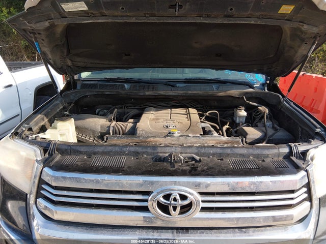 5TFDW5F11GX492374 Toyota Tundra Sr5 5.7l V8