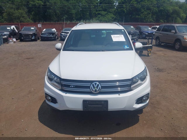 Продажа на аукционе авто 2016 Volkswagen Tiguan R-line, vin: WVGBV7AX0GW094236, номер лота: 45428171