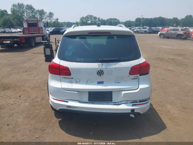 Продажа на аукционе авто 2016 Volkswagen Tiguan R-line, vin: WVGBV7AX0GW094236, номер лота: 45428171