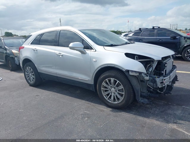 45428241 :رقم المزاد ، 1GYKNCRS8KZ102381 vin ، 2019 Cadillac Xt5 Luxury مزاد بيع