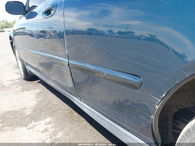 45428274 :رقم المزاد ، 19UYA125XVL016423 vin ، 1997 Acura Cl 2.2 مزاد بيع