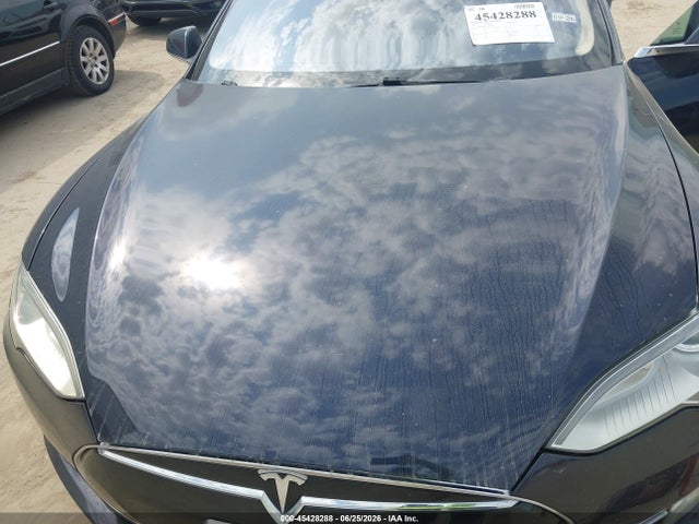 2013 Tesla Model S მანქანა იყიდება აუქციონზე, vin: 5YJSA1DN4DFP19986, აუქციონის ნომერი: 45428288