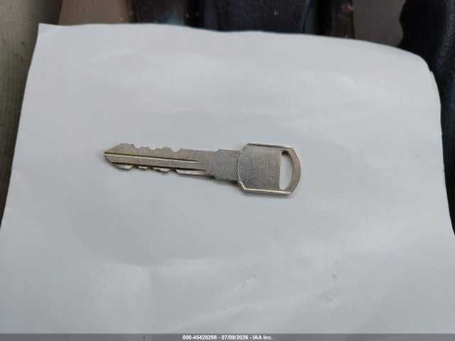 Продажа на аукционе авто 2004 Buick Rainier Cxl, vin: 5GADT13SX42283630, номер лота: 45428298