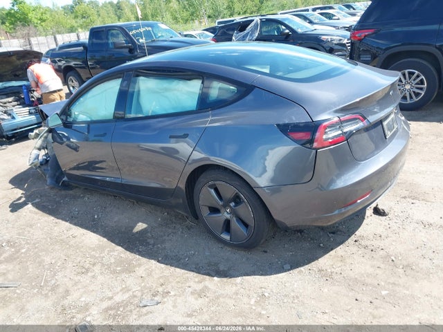 Продаж на аукціоні авто 2022 Tesla Model 3 Rear-wheel Drive, vin: 5YJ3E1EA9NF352654, номер лоту: 45428344