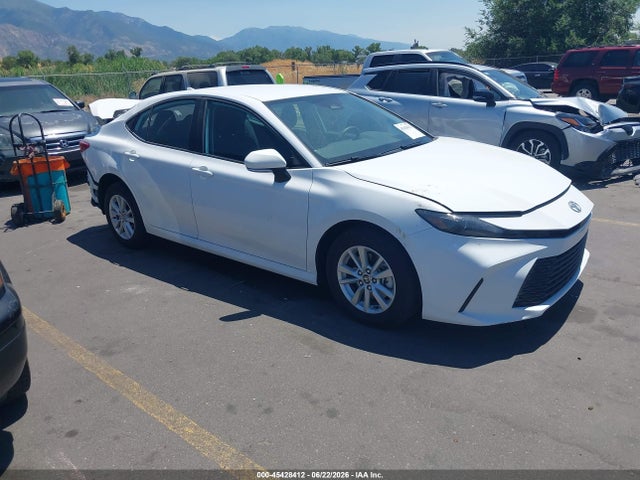 Toyota CAMRY LE 2025 4T1DAACK1SU593179 Image 1
