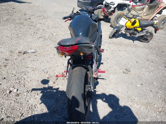 Kawasaki Ex650 E 2015 JKAEXEE16FDA19862 Image 6
